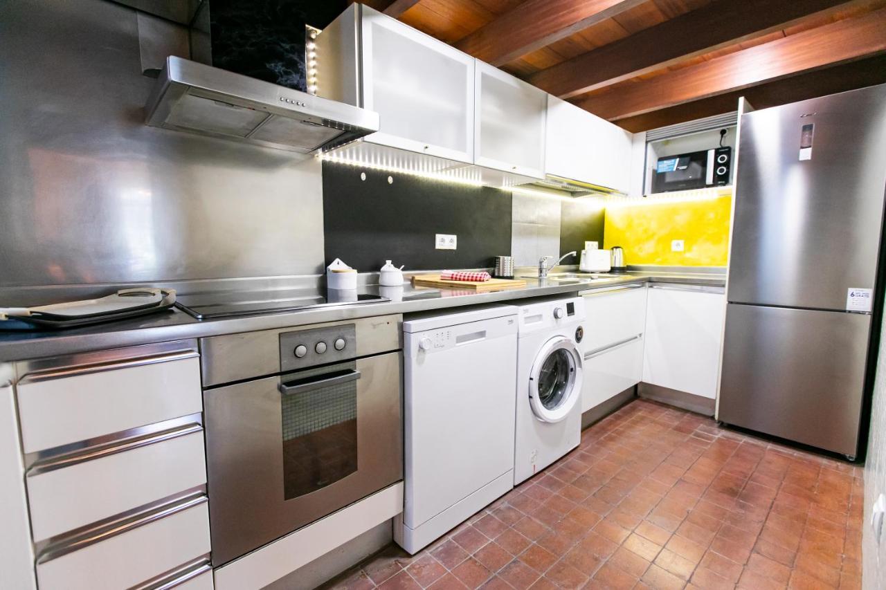 Apartamento 3 Dormitorios En Calle San Vicente. Sevilla Eksteriør bilde