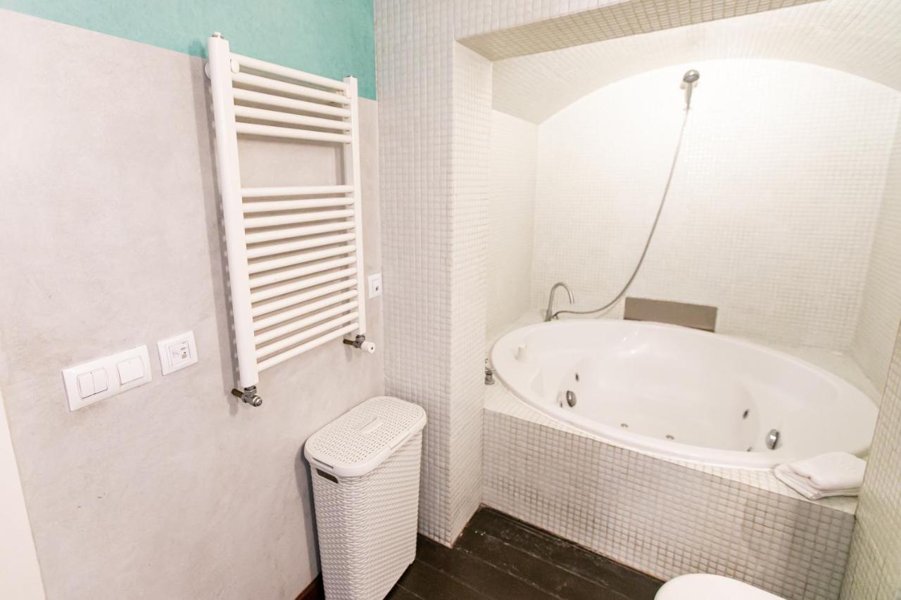 Apartamento 3 Dormitorios En Calle San Vicente. Sevilla Eksteriør bilde