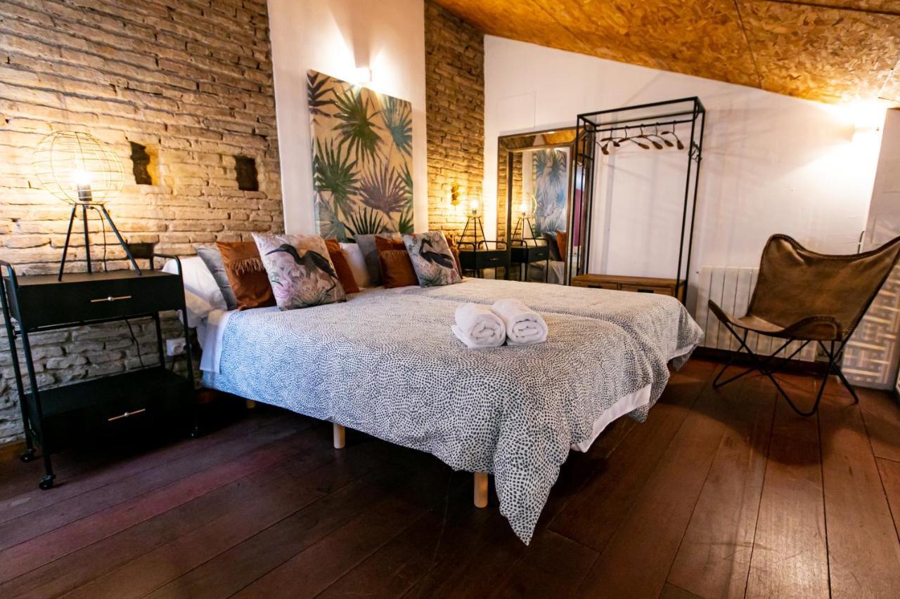 Apartamento 3 Dormitorios En Calle San Vicente. Sevilla Eksteriør bilde