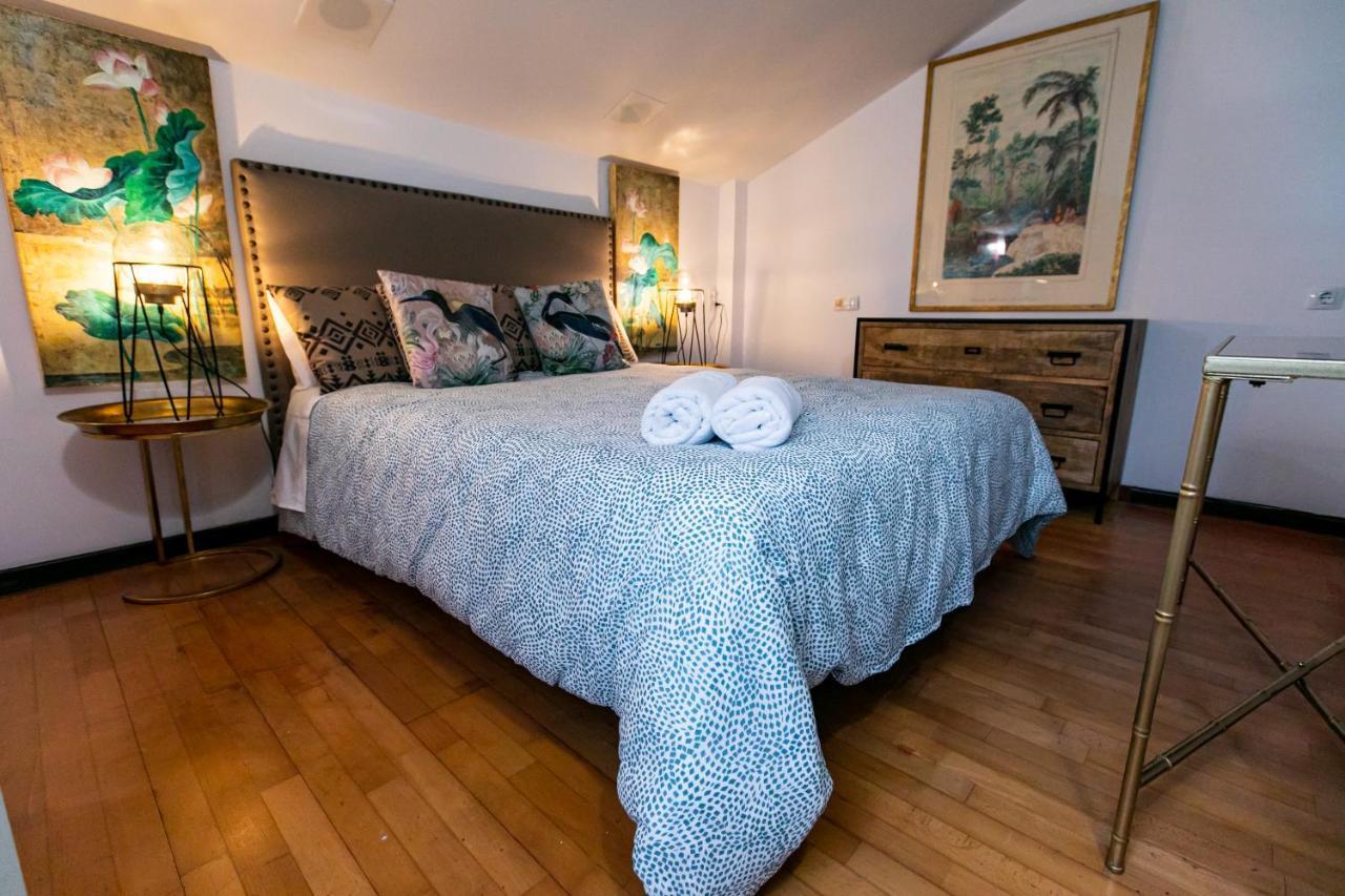 Apartamento 3 Dormitorios En Calle San Vicente. Sevilla Eksteriør bilde