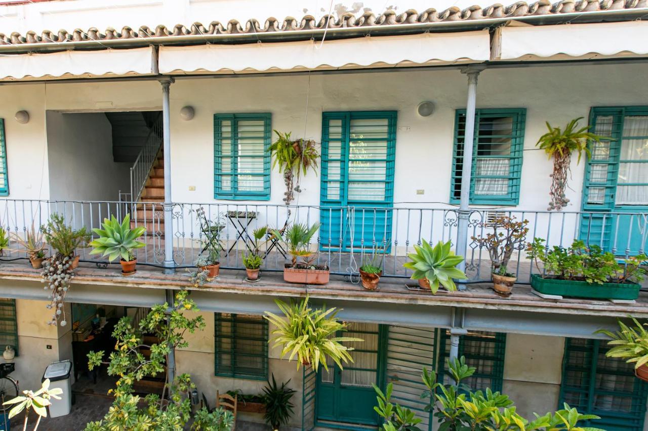 Apartamento 3 Dormitorios En Calle San Vicente. Sevilla Eksteriør bilde