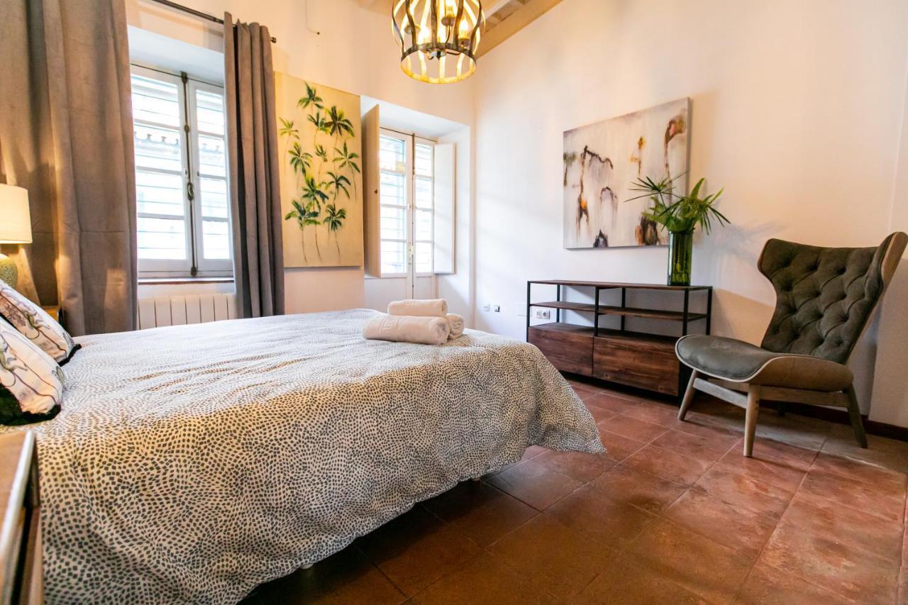 Apartamento 3 Dormitorios En Calle San Vicente. Sevilla Eksteriør bilde